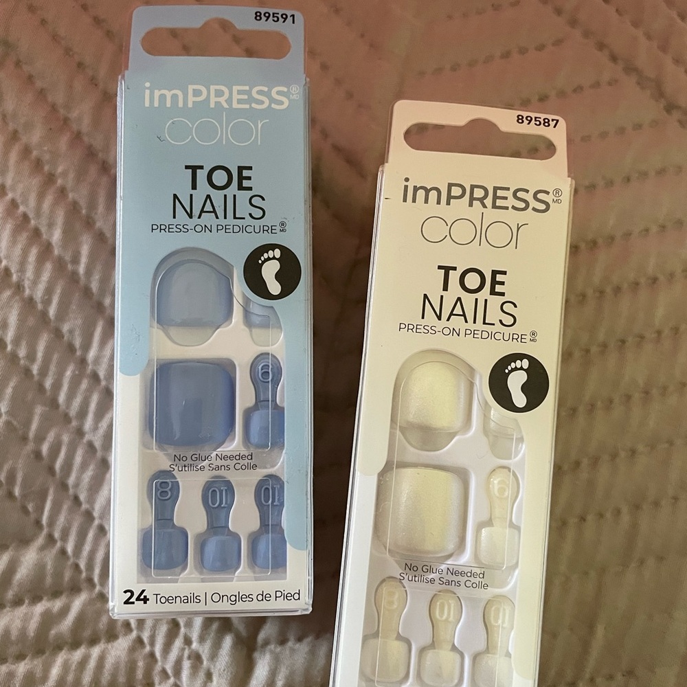 NWT (2) Impress stick on faux toe nails 💅